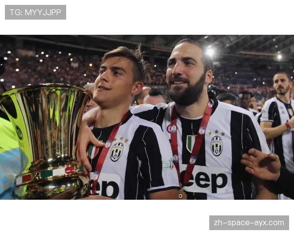 转会动态:拜仁慕尼黑与主帅图赫尔的续约谈判破裂,后者将于今夏离任 转会动态:拜仁慕尼黑与主帅图赫尔的续约谈判破裂,后者将于今夏离任